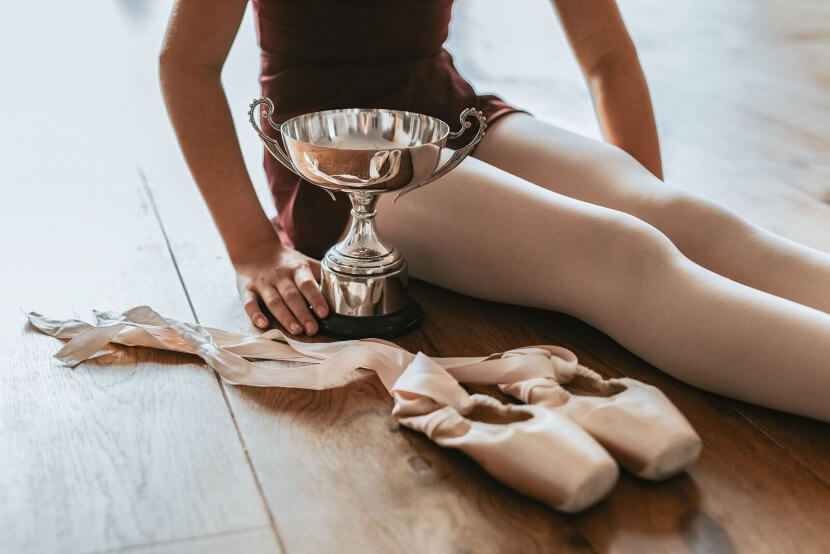 Close up image of a dancer with a trophy. Raising teenagers is hard but we provide parenting help in Scotch plains, NJ 07091. We also provide support with online therapy for teens in New Jersey. Call today to talk to a teen counselor in Scotch Plains, NJ 07033.